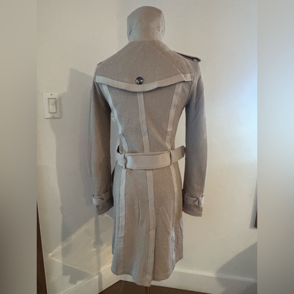 Burberry London viscose and rose pale pink trench coat size 4 - Picture 7 of 13